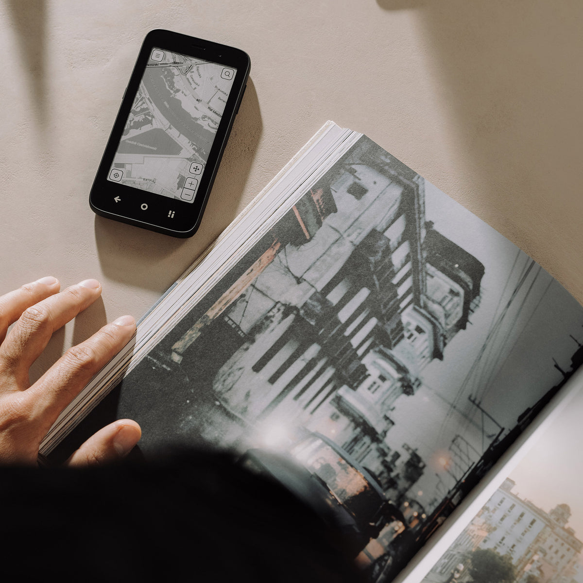 Mudita Kompakt Lower EMF Cell Phone (North America)