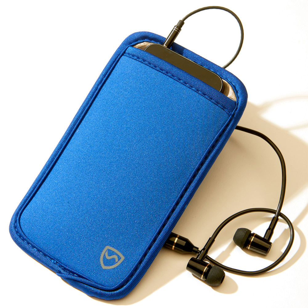 Chloé Women's Phone Pouch - Blue Technology, Accessories